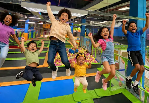 Sambil - children on trampolines