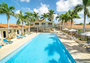 Delynne Resort Curacao (3)