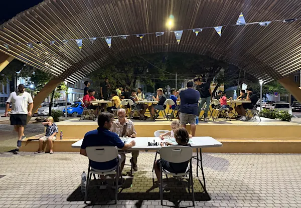 Street Chess Willemstad (3)