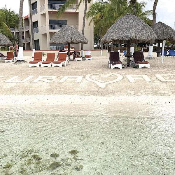 Curaçao, Laidback And Dushi