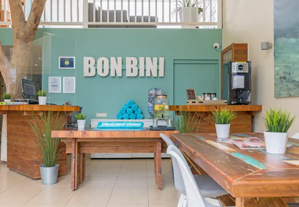 Dolphin Suites & Wellness