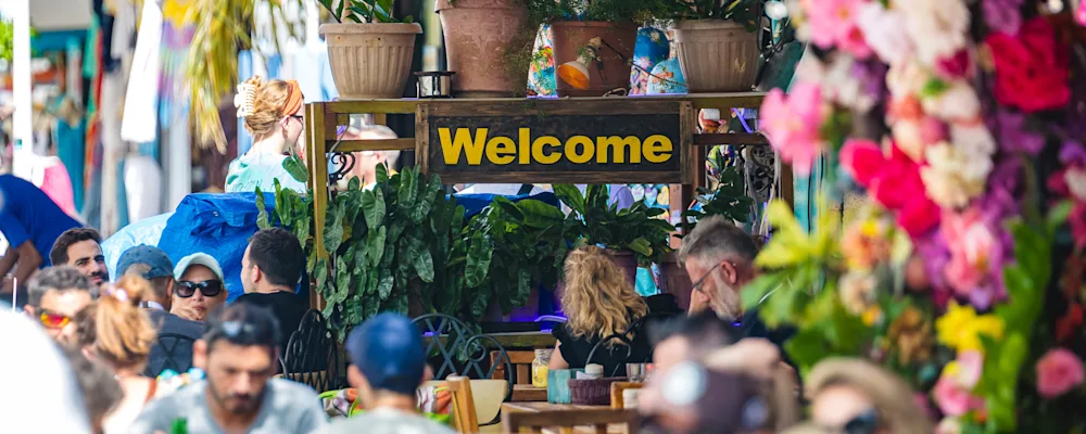 Welcome restaurant