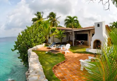 CC Sun Reef Village On Sea