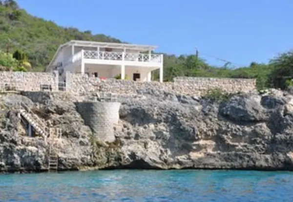 CC Dolphin Villa