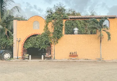 La Hacienda Olivia