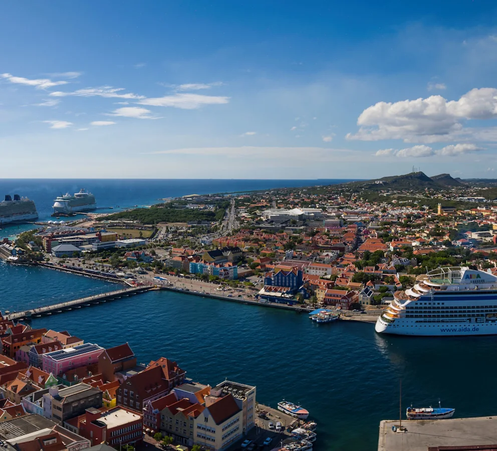 Cruise Ships Willemstad