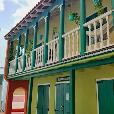 heart-curacao-postmuseum-s