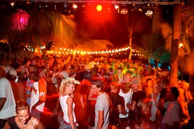 Beach Party at Wet & Wild