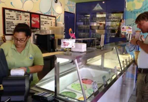 CC Dons Ice Cream Shop