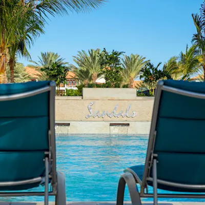 resort-sandals