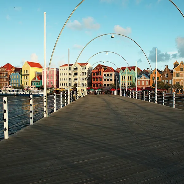 1920 floating-bridge
