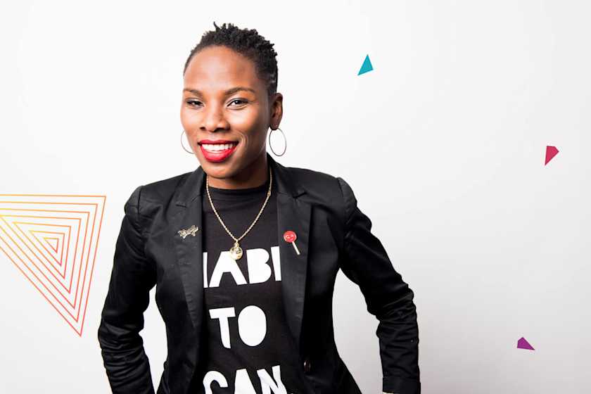 How Luvvie Ajayi Jones creates an intimate, safe space for over 14K members