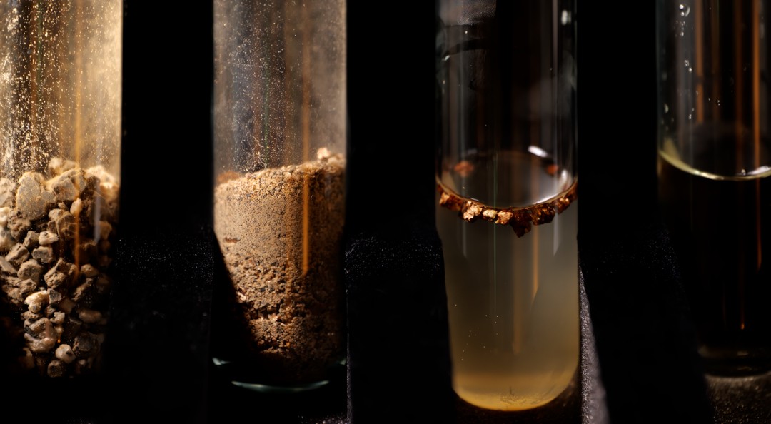 温泉成分を濃縮した、輸送・保存可能な“温泉のエスプレッソ”