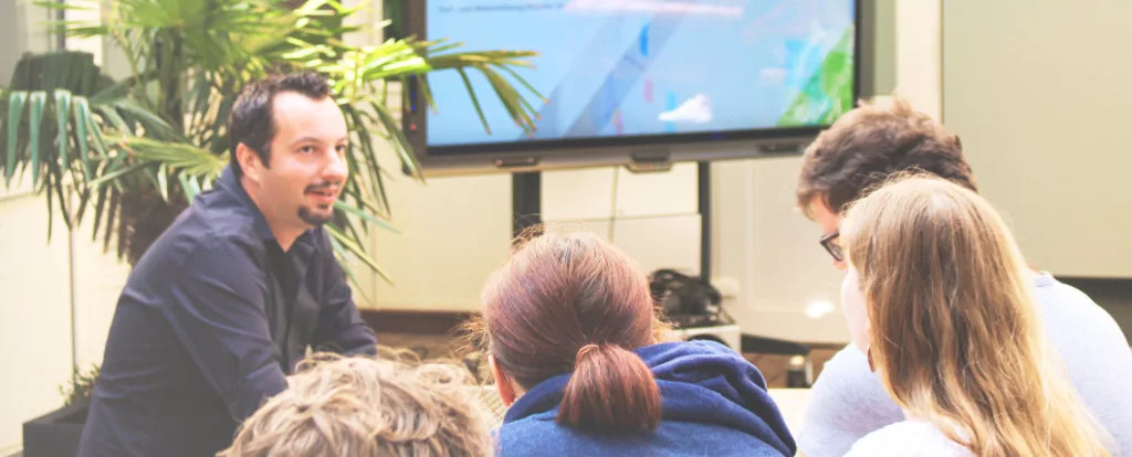 Social Media Marketing Headerbild
