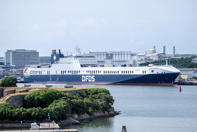 DFDS vessel Ficaria Seaways