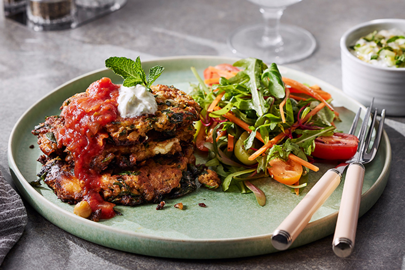 Chickpea fritters salsa roja 4-3