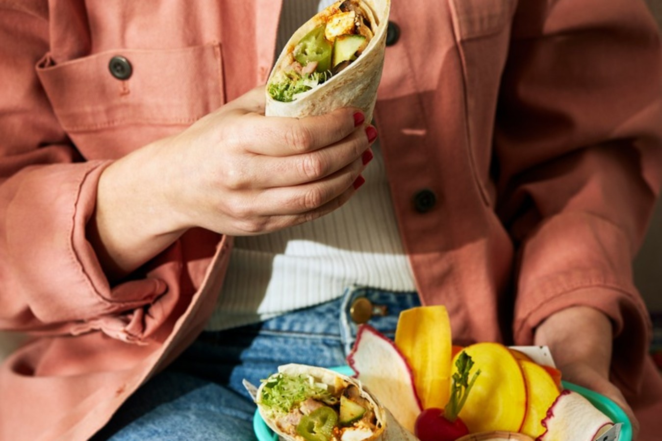 chicken-shawarma-wrap-with-hummus