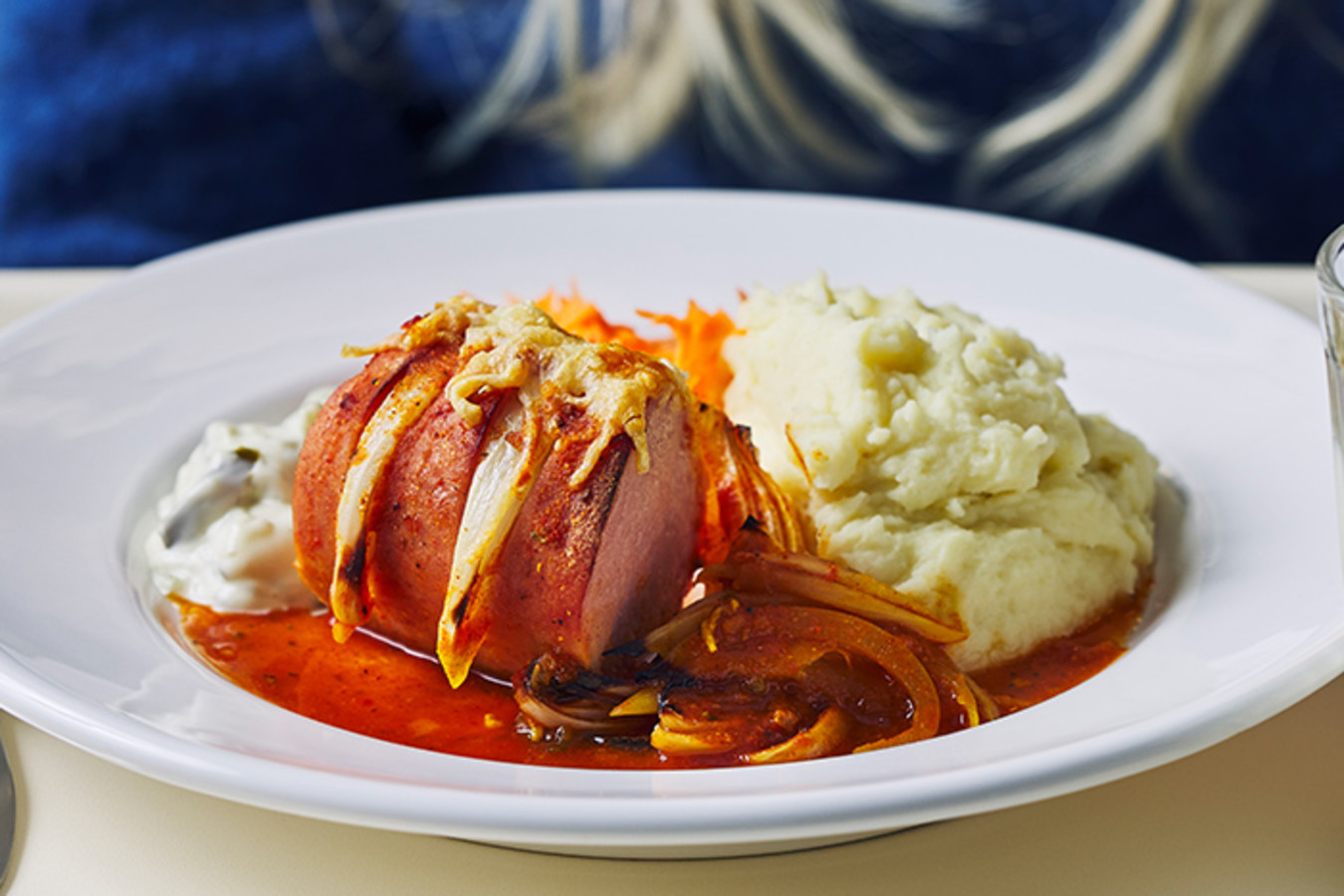 Fajita Sausage with Cucumber Mayo 4-3