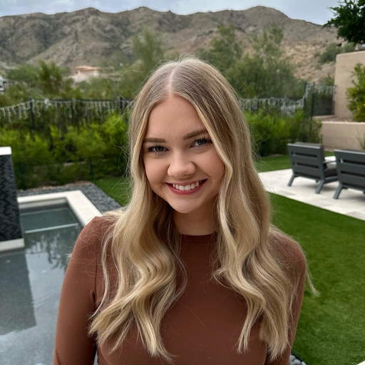 Mackenzie Flanagan