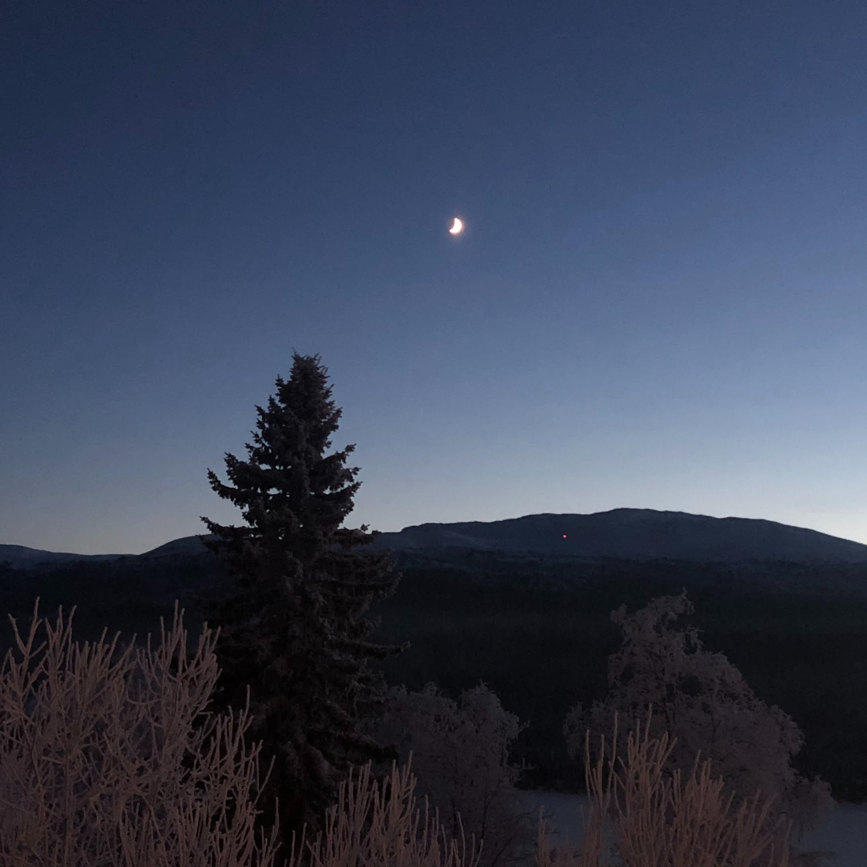Månsken Östlibacken