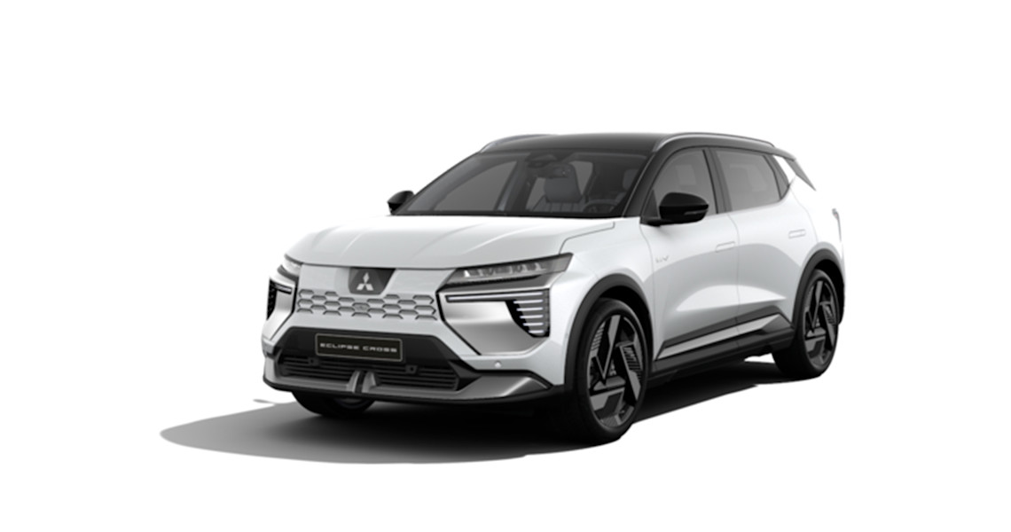 Foto: Eclipse Cross i fargen Crystal White med sort tak