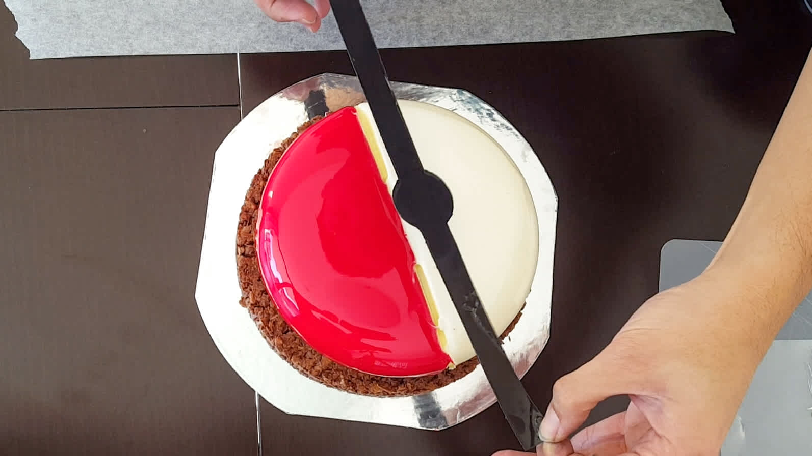 pokeball-entremet-place-acetate