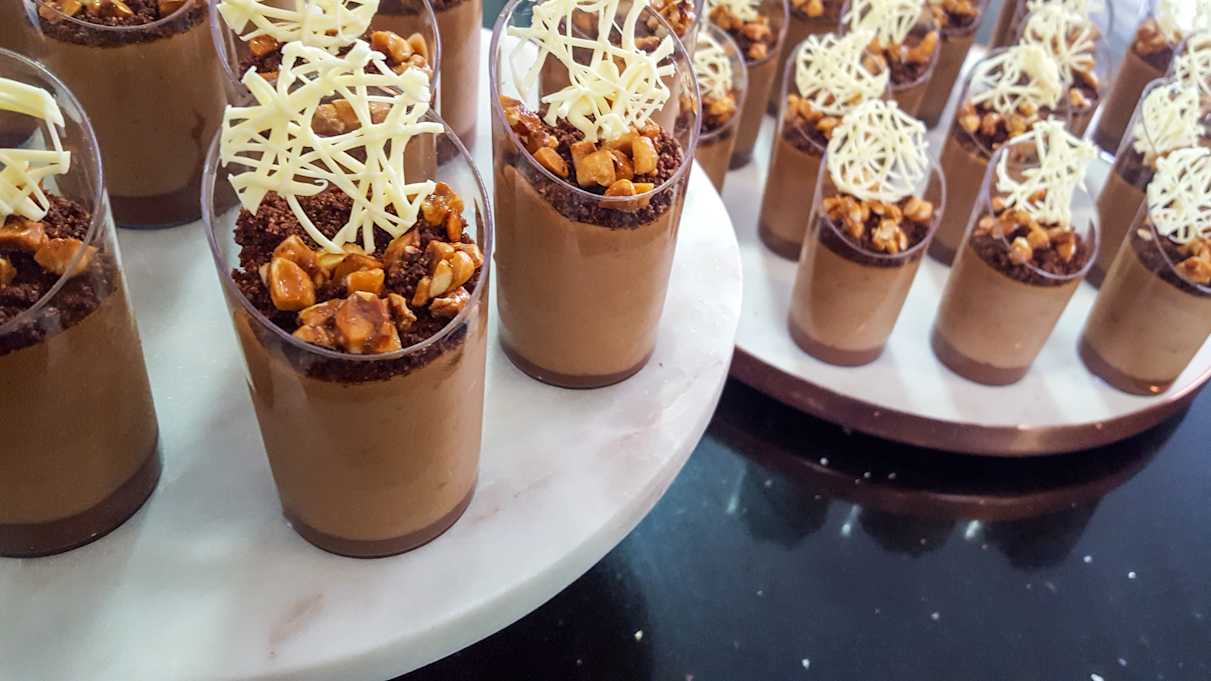 hazelnut-mousse-with-hazelnut-bresilienne