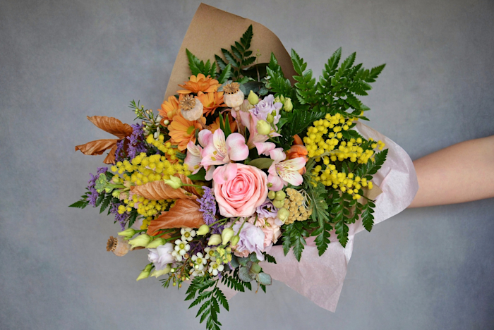 Bouquets · HeartBee Flowers · Winchester