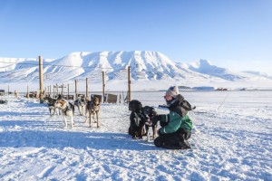 Dogsledding in Bolterdalen Hurtigruten Svalbard 162000 1080 Photo Eveline Lunde