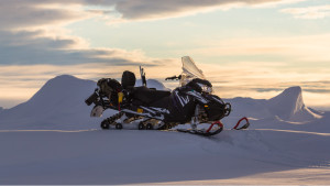 Elsnowmobile snow ice snowmobile svalbard view scenery mountains 1920x1920