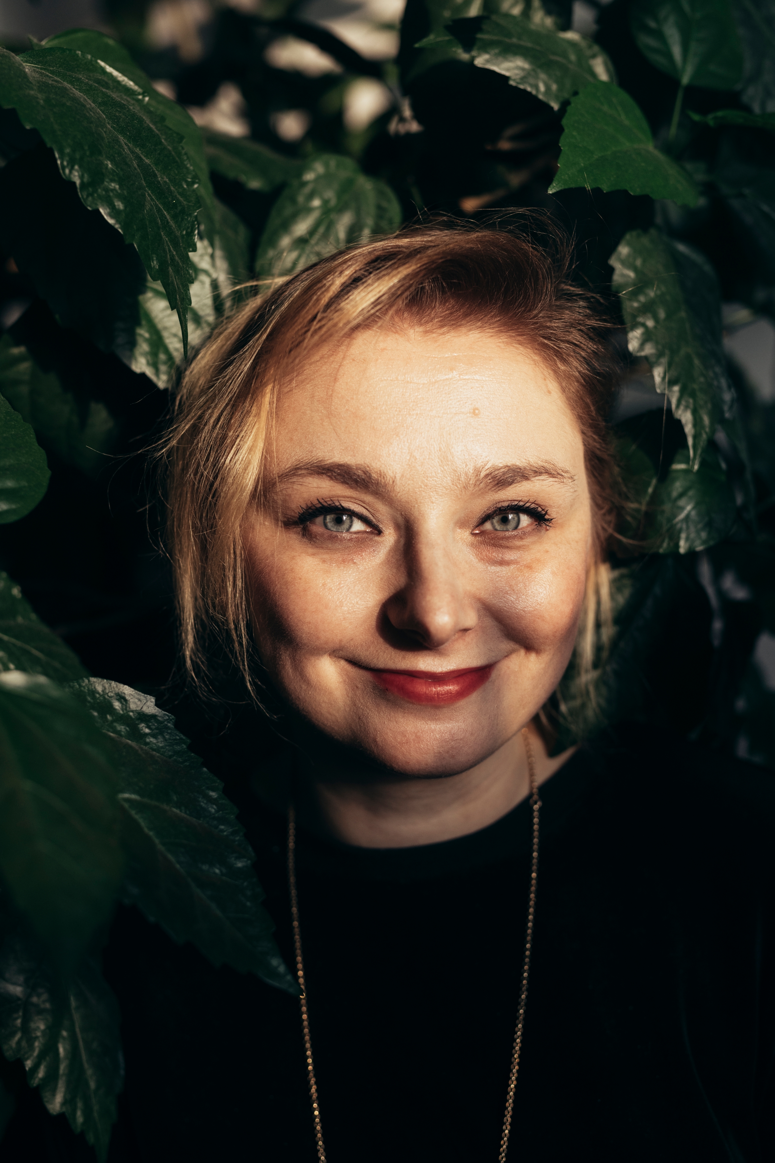 ”Rakkautta ei pitäisi ajatella vain romanttisten yksiavioisten parisuhteiden kannalta. Rakkaus on ainutlaatuista, se rakentuu vapaudelle”, Suvi Auvinen sanoo.