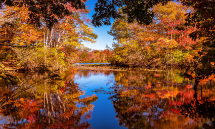A photo of Long Island, New York, one of the best places for fall vacations.