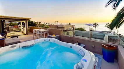 Views of San Diego from rooftop hot tub