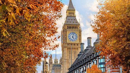 A photo of London, England, one of the most romantic fall getaways.