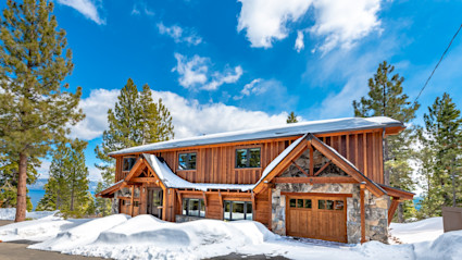 Lakeridge exterior