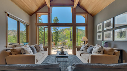 view of home in tahoe