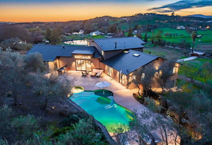 napa home with backyard pool