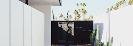 brand photo gate