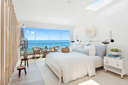 Malibu bedroom overlooking ocean