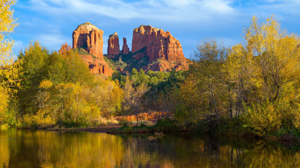 A photo of Sedona, Arizona, one of the most romantic fall getaways.