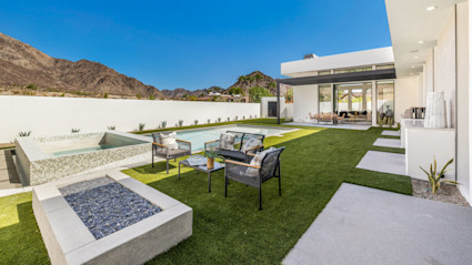 Hot tub attached to pool in Palm Springs