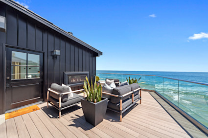 Balcony overlooking ocean
