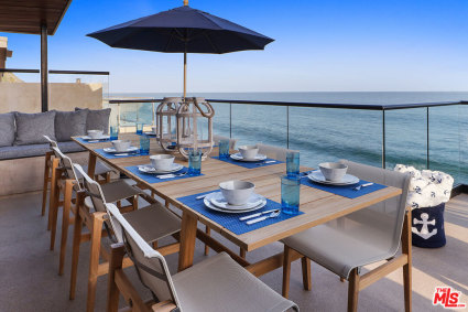 outdoor dining overlooking ocean