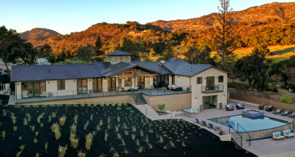 Napa property with mountains in the back