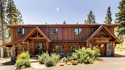 Lakeridge exterior