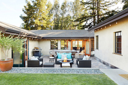 outdoor fire pit with outdoor furniture