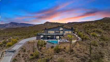 A luxury mountaintop second home in Cave Creek