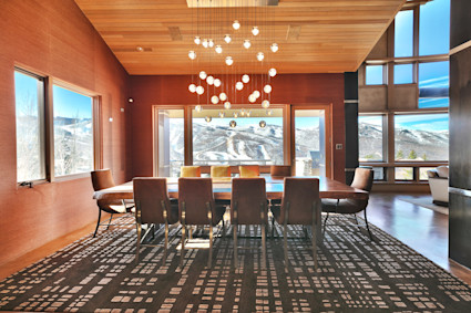 dining room overlooking ski mountain
