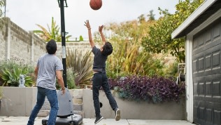 Driveway motion detector