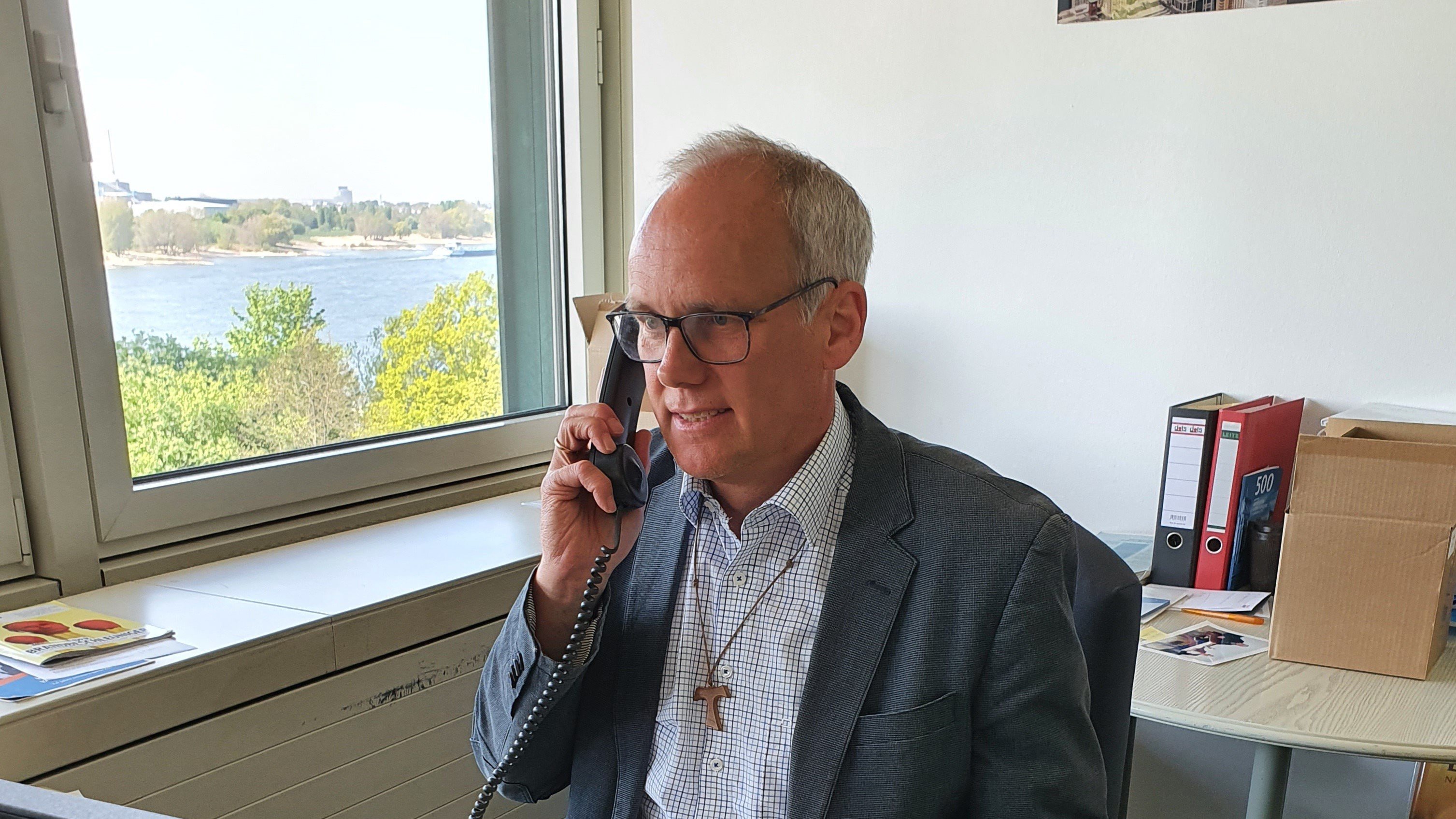 Bürgersprechstunde am 1. April - Landtagsabgeordneter Martin Sträßer für Sie am Telefon